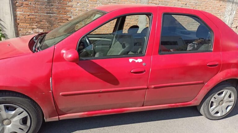 Caen tres presuntos delincuentes en Metepec