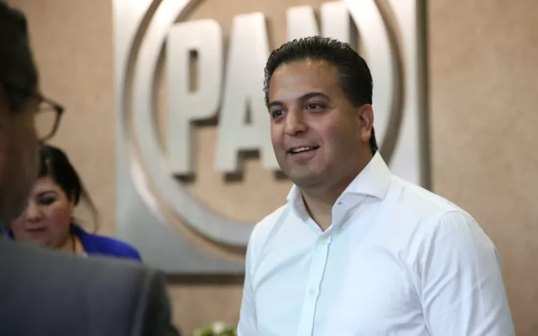 Panistas acusan «simulación» en reforma electoral