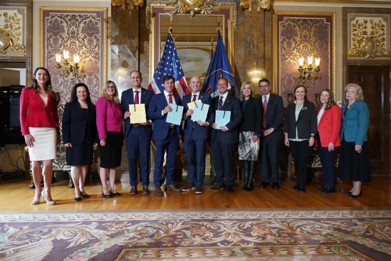 En Utah prohíben el uso de redes sociales a menores de edad