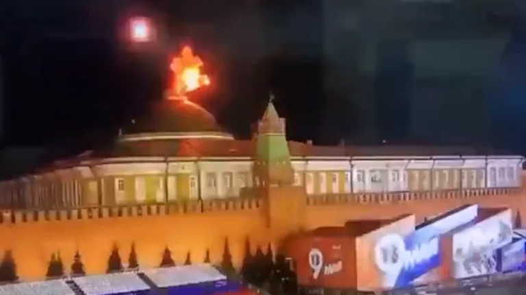Viralizan video de drones atacando el Kremlin «para matar a Putin»