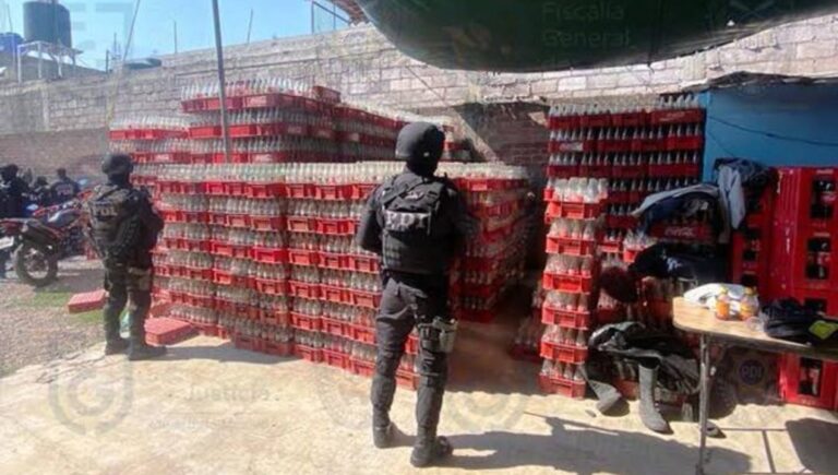 Policía detiene a banda de clonadores de Coca-Cola en Iztapalapa CDMX