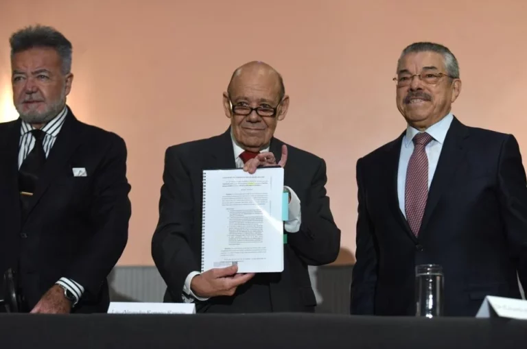 Jueza sentencia que ministra Esquivel Mossa es autora original de su tesis de licenciatura