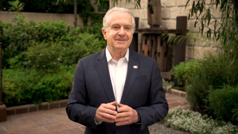 Santiago Creel se destapa por la candidatura presidencial desde la oposición