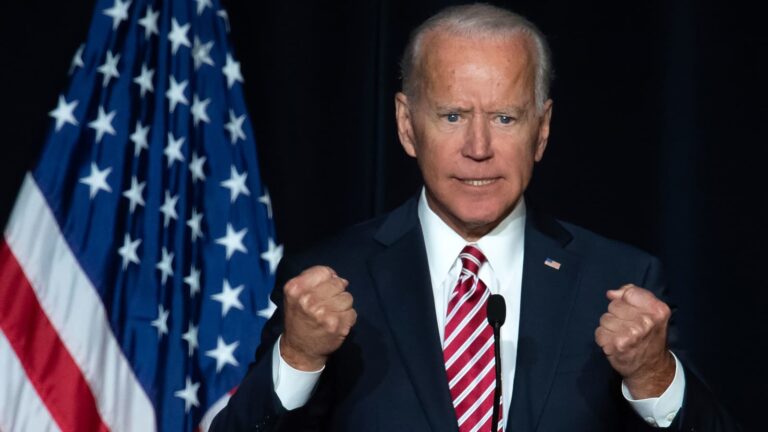 Aprueba Joe Biden suministrar bombas de racimo a Ucrania