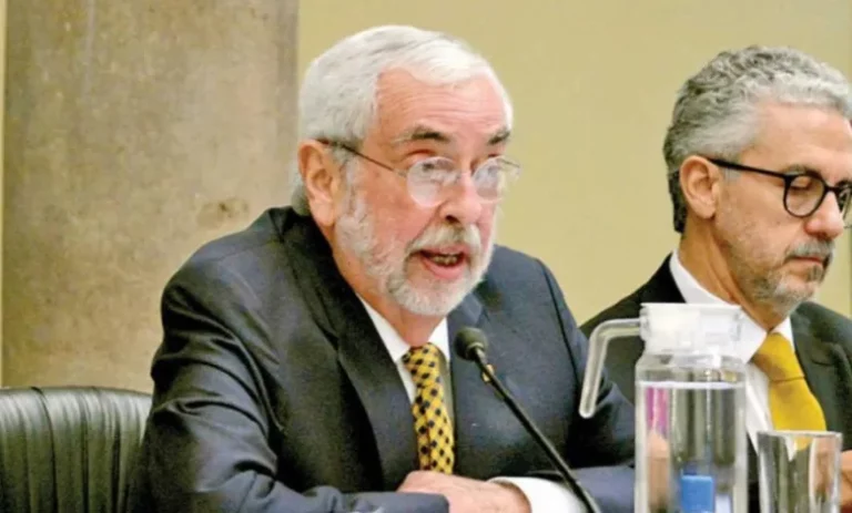 Graue advierte que vendrán intentos de moldear a modo a la UNAM