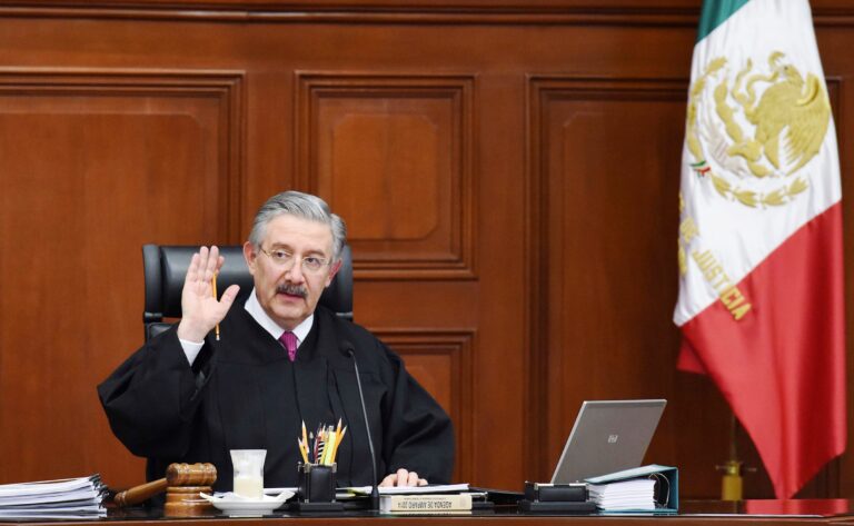 Propone ministro Aguilar, sancionar a AMLO si no cumple con ratificar a magistrada del TFJA