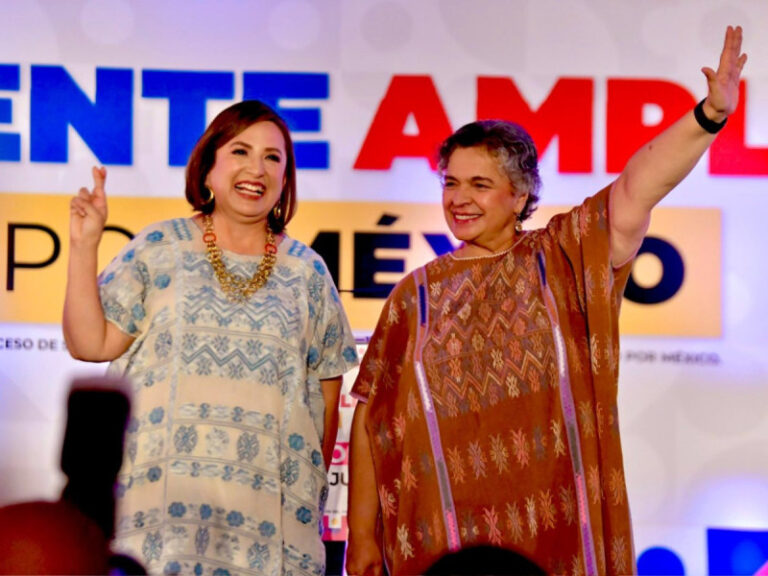 ¡Se unen! Beatriz Paredes y Xóchitl Gálvez en contra de los libros de texto gratuitos de la SEP!