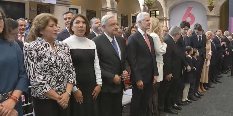 AMLO y Delfina en el último informe de Del Mazo