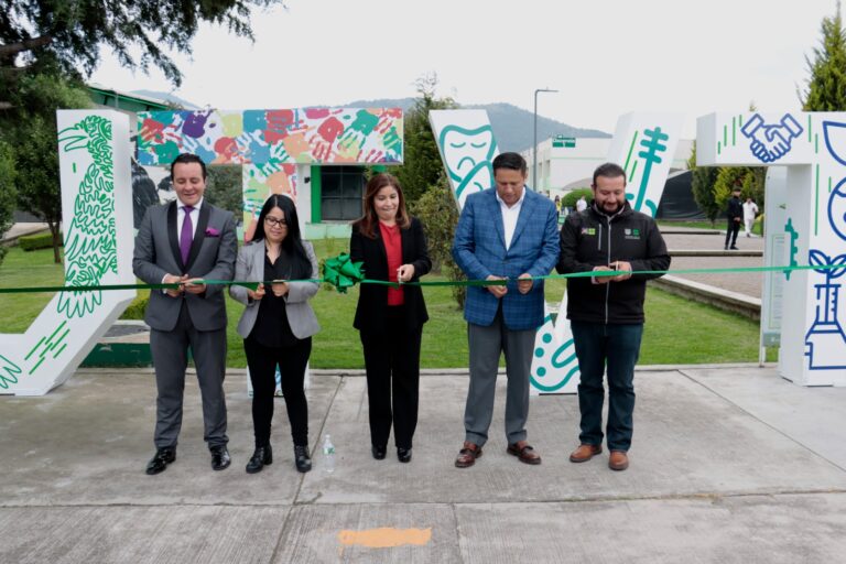 CUMPLE UTVT 22 AÑOS DE FORMAR NUEVAS GENERACIONES DE ESTUDIANTE