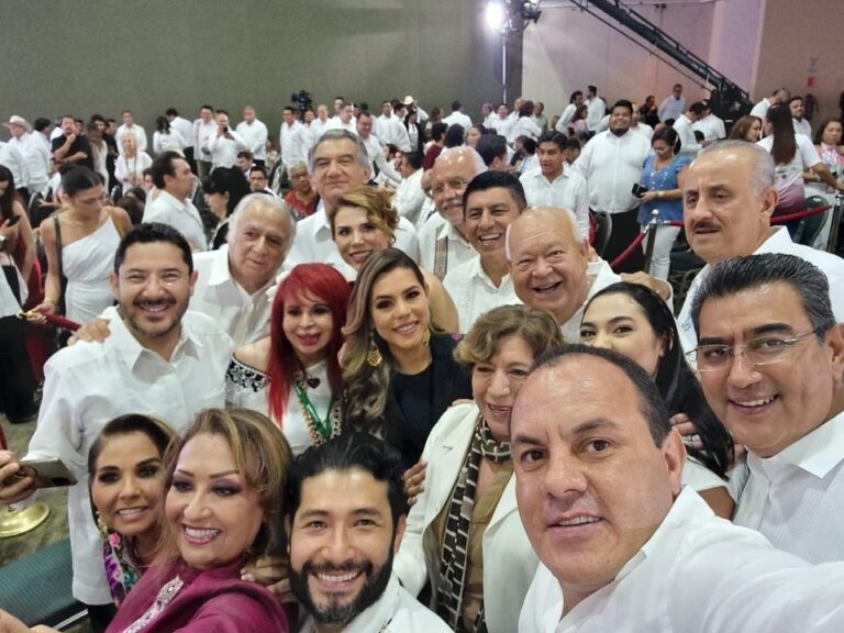 Delfina Gómez, la invitada especial de AMLO en su 5to Informe de Gobierno