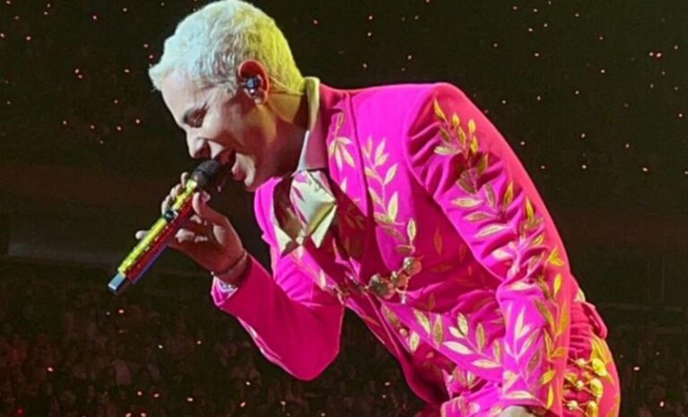 «No es un traje de charro» Christian Chávez responde las críticas por vestimenta