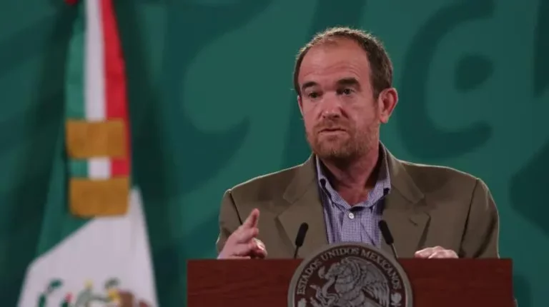 Designan a Ruy López Ridaura como subsecretario de Salud