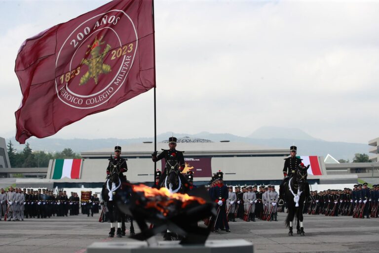Conmemora Heroico Colegio Militar 200 años de historia