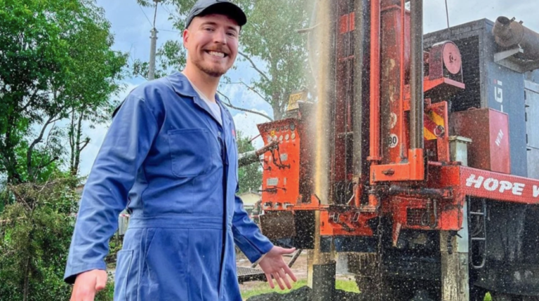 Youtuber construye cien pozos de agua potable en África