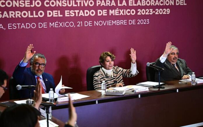 Delfina Gómez instala el consejo consultivo para el Plan de Desarrollo ...