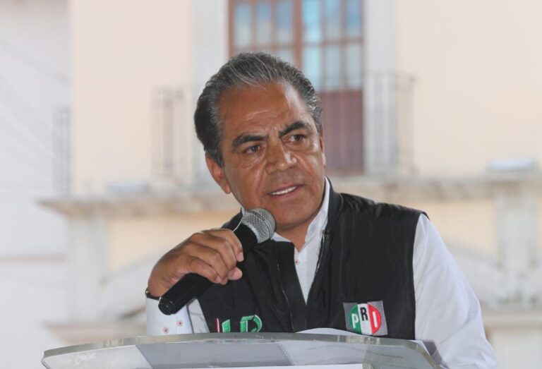 Refrenda Froylan Santana compromiso con la militancia priísta