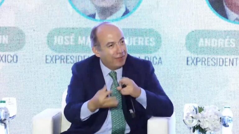Felipe Calderon carga contra la 4T, AMLO y Sheinbaum