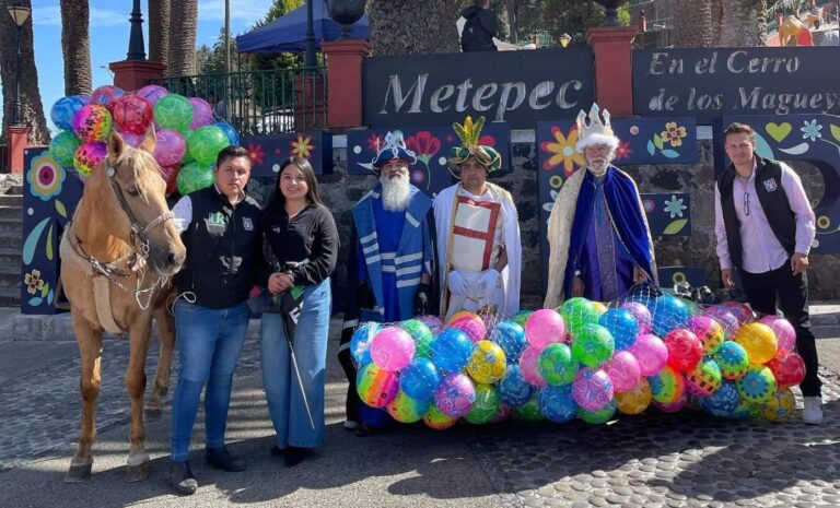 Unidad Revolucionaria Estado de México, con las familias mexiquenses