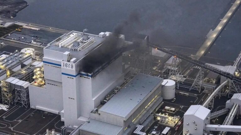 Explota central térmica de taketoyo, una de las más grandes de Japón