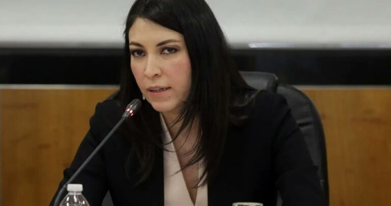 Victoria Rodríguez, Gobernadora del Banco de México, es nombrada banquera central del año