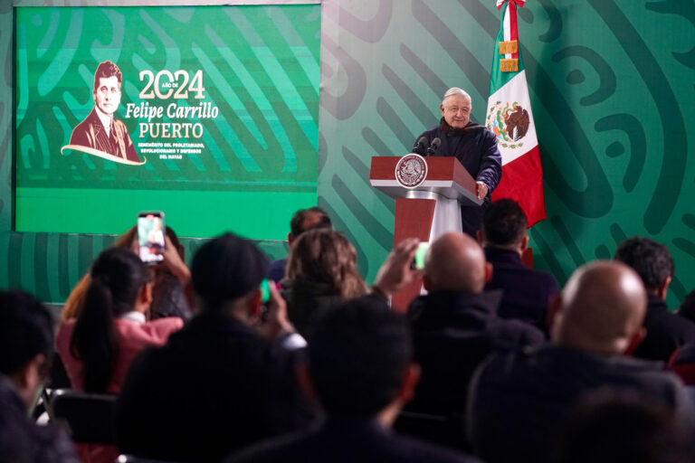 Sigue la comunicación bilateral, ahora López Obrador recibirá congresistas de Texas