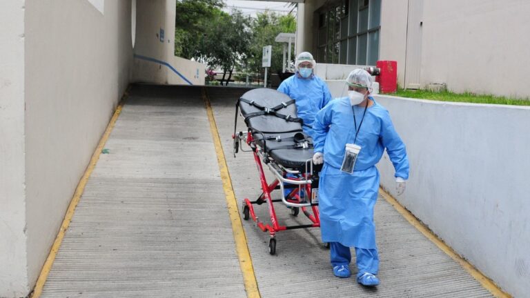 México registra saturación de hospitales por aumento de casos por Covid-19