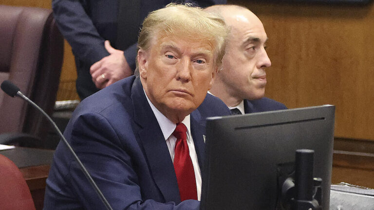 Por fraude Juez impone multa de casi 355 millones de dólares a Donald Trump