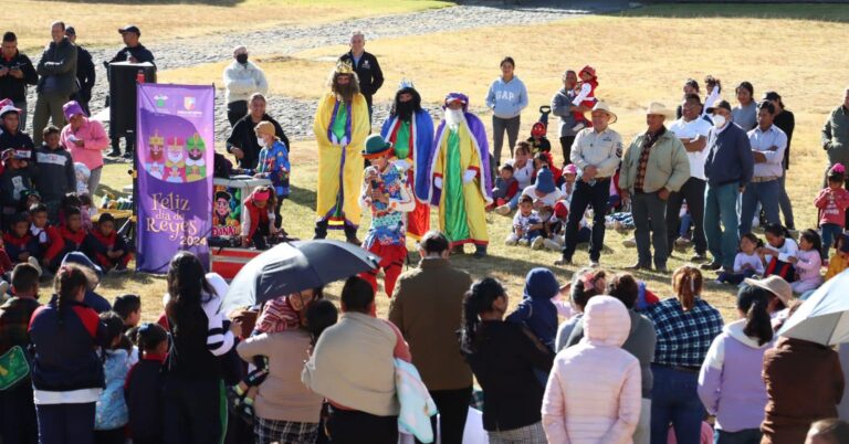 Los Reyes Magos llegan a Zinacantepec