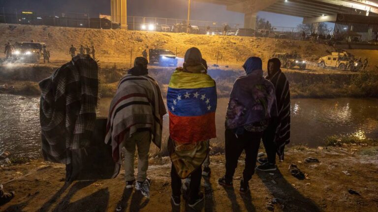México brindará 110 dólares y oportunidades laborales a migrantes venezolanos para incentivar su retorno a su país