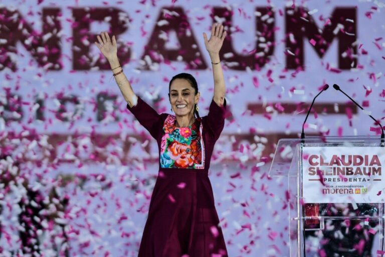 ¡La traicionó! Que siga la corrupci…la transformación