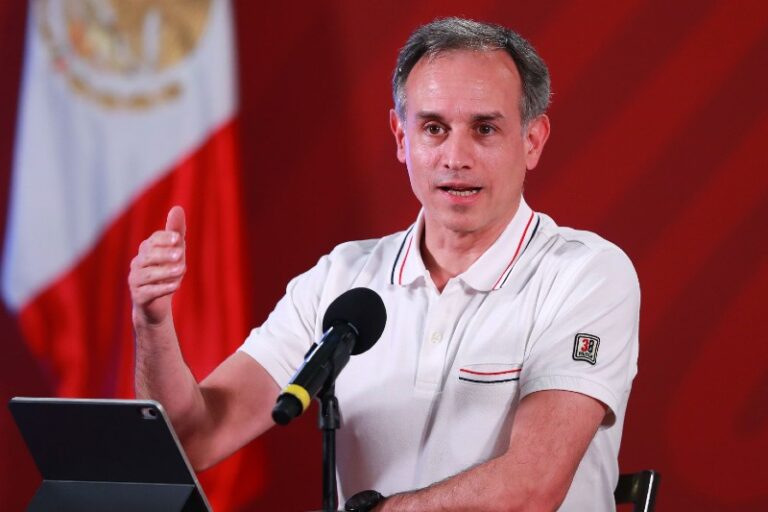 Hugo López-Gatell regresa al gabinete de AMLO 