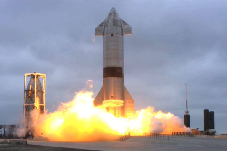 SpaceX logra un exitoso lanzamiento de Starship, el cohete más poderoso de la historia