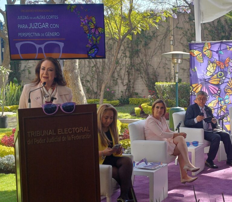 ALZAN LA VOZ PARA DETENER LA VIOLENCIA CONTRA LAS MUJERES