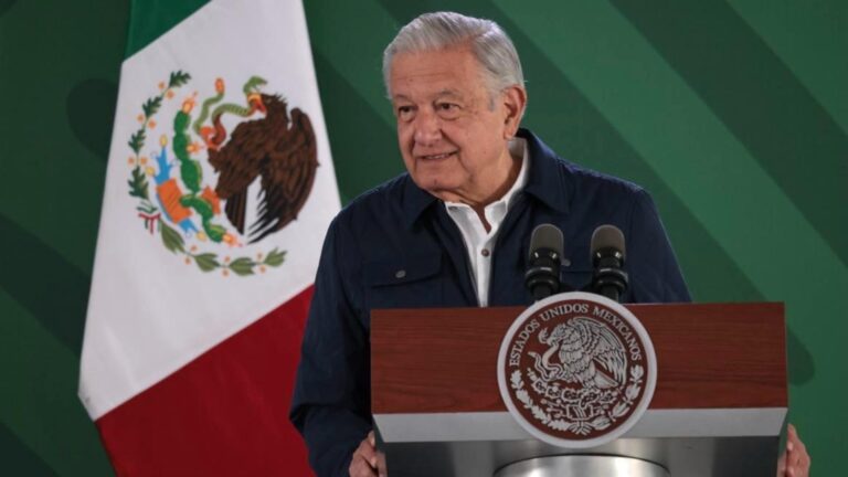 «Los de INE ya volvieron a cepillarme» AMLO