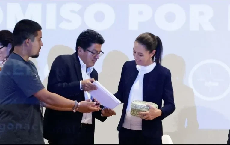 Candidatos presidenciales firman Compromiso por la Paz, Sheinbaum lo hace en desacuerdo con visión “pesimista” de la Iglesia