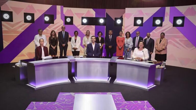Participación de los candidatos en el primer debate se centra en ataques, olvidan responder preguntas