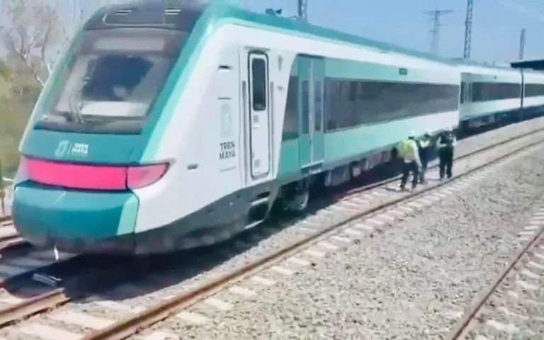 Determina la SEDENA que descarrilamiento de vagón del Tren Maya, fue por falta de fijación en tornillos en vías (video)