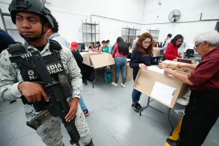 INE comienza la distribución de boletas electorales a todo el país