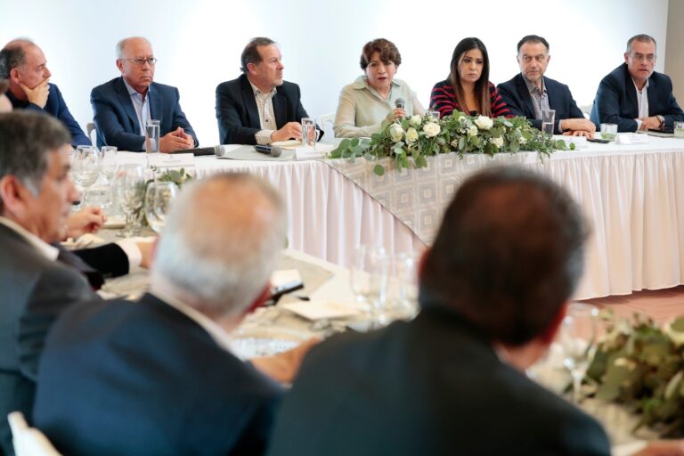 Gobernadora compromete trabajo conjunto con sector empresarial para el progreso y bienestar del EdoMéx