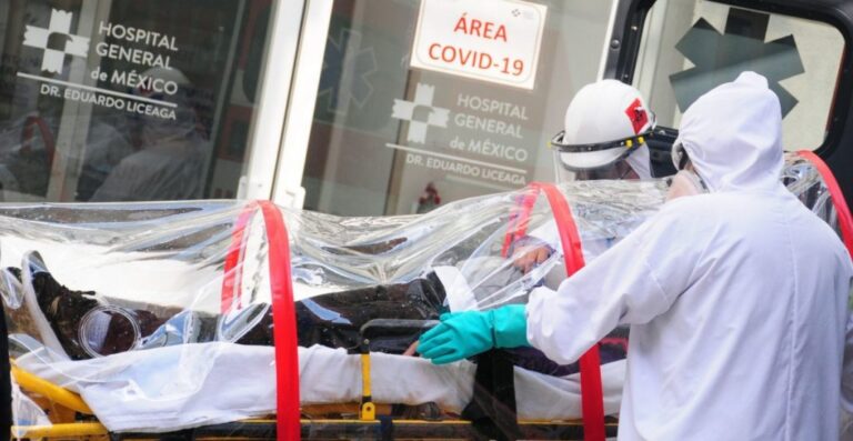 Política de gobierno en pandemia dejó más de 800 mil muertes en México