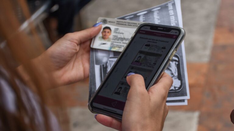 INE no restringirá uso de celulares en las casillas, pero sí promoverá información contra coacción del voto