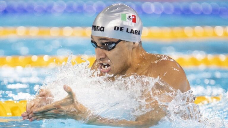 Mexicano Miguel de Lara queda descalificado en los 100 metros pecho