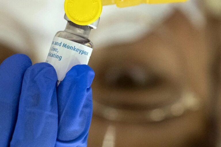 África declara emergencia continental por aumento de casos de Mpox y anuncia plan de respuesta