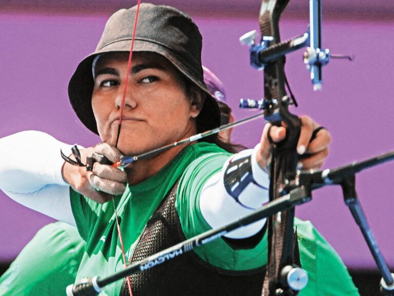 Conade le quita beca a Alejandra Valencia después de la medalla olímpica