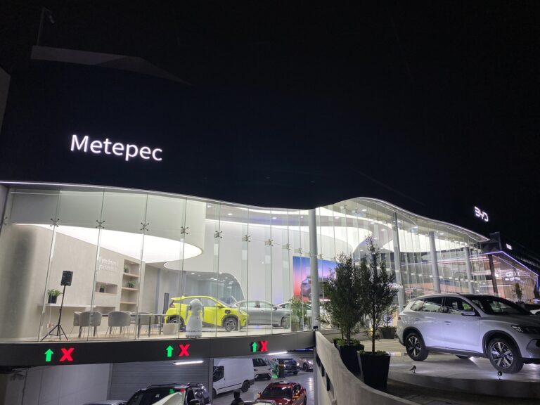 Grupo Continental da un paso al frente con BYD y los autos eléctricos en Metepec.