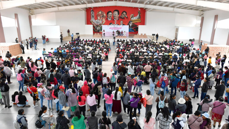 DIFEM fortalece la economía y nutrición familiar en la región mazahua