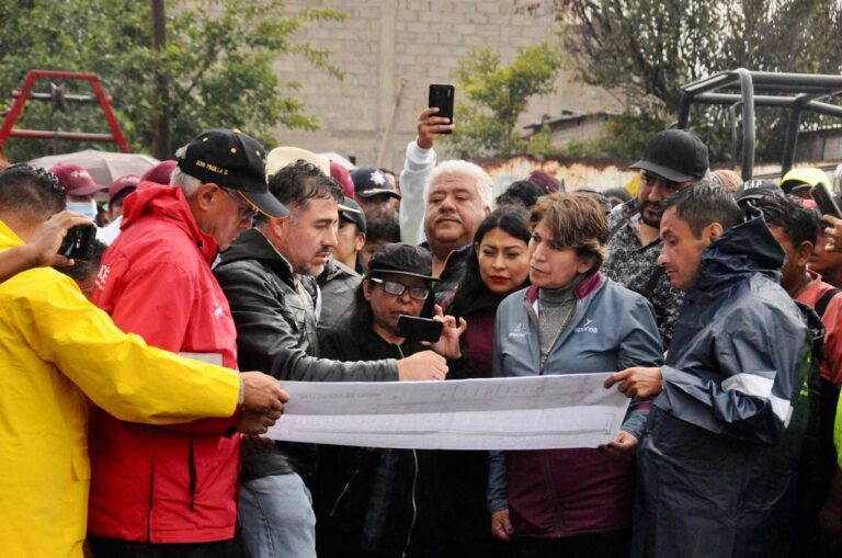 Gobernadora Delfina Gómez se reúne con las 600 familias afectadas por las lluvias en Chalco