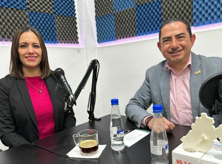 Líderes empresariales promueven diplomado de formación social en Cadena Azul FM