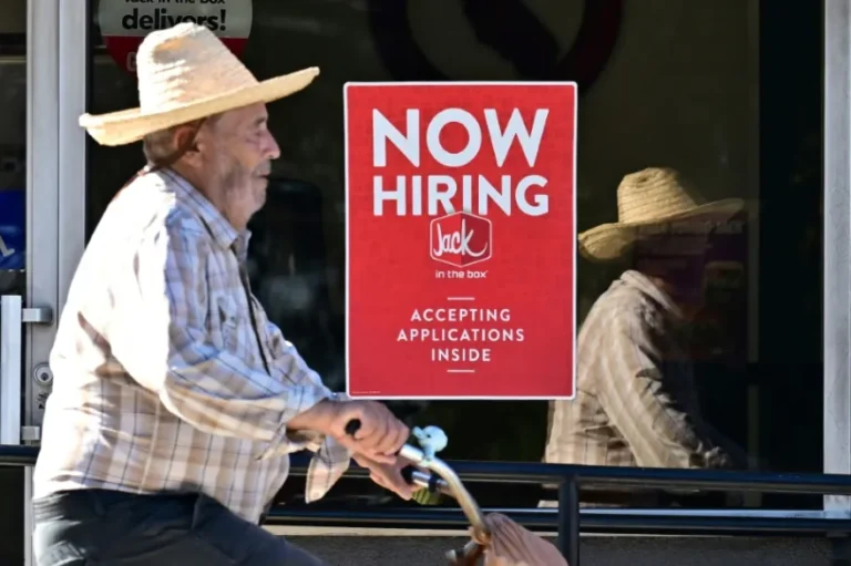 Empleos en Estados Unidos: Crecimiento Moderado en Agosto
