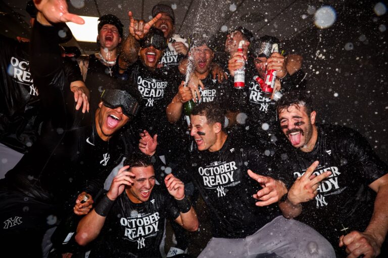 Yankees aseguran su pase a la postemporada con victoria sobre los Mariners